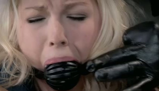 Pornobild Schwarzer Vibrator macht hübsches College-Mädchen erschöpft