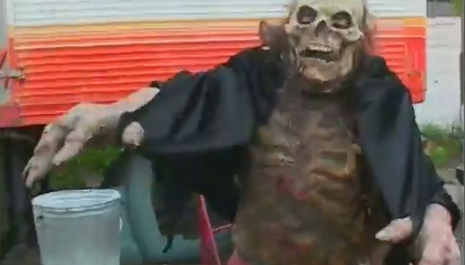 Pornobild Die Halloween-Party endet mit einem wirklich dampfenden, unvergesslichen MMF-Dreier