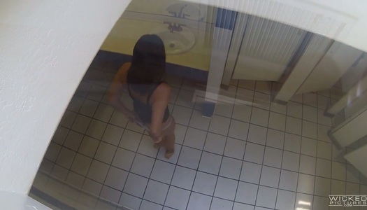 Pornobild Heißes verstecktes Kamera-Video mit Pussy lecken