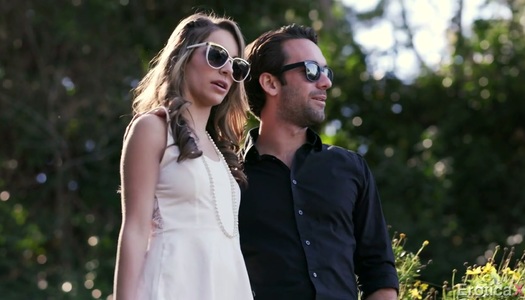 Pornobild Das verdammt heiße Baby Kimmy Granger hat leidenschaftlichen Sex mit einem neuen Liebhaber